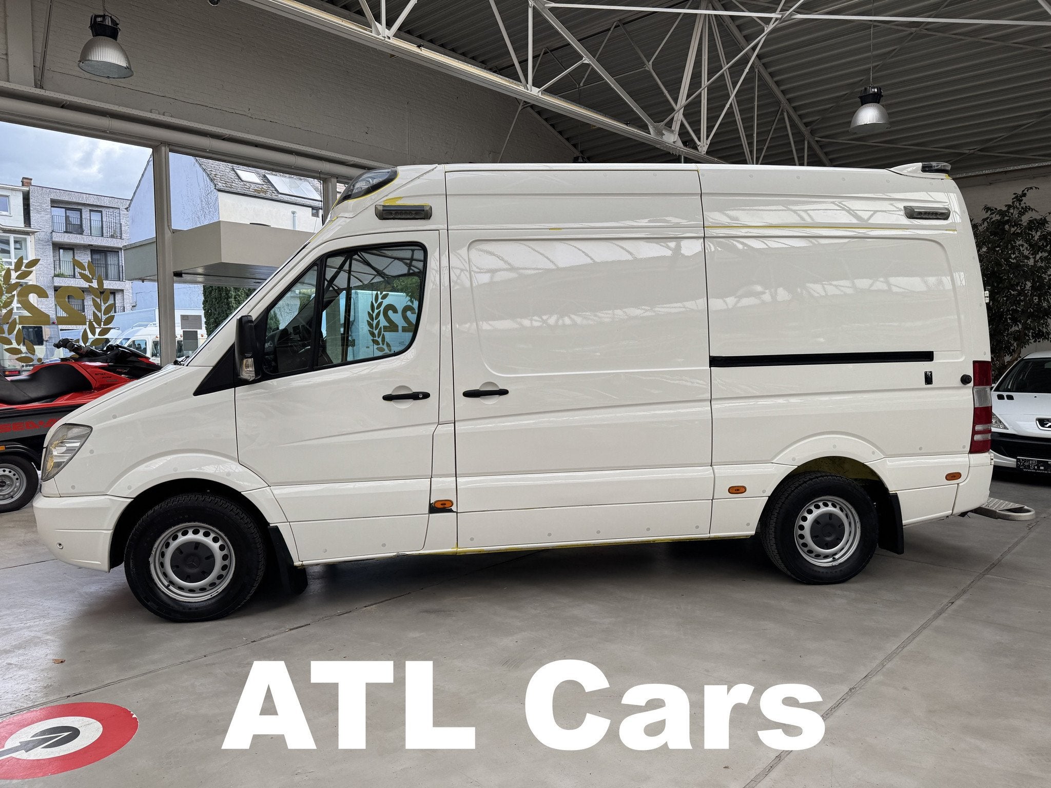 Mercedes-Benz Sprinter 319 CDI | AMBULANCE | 1STE EIGENAAR |, Autres modèles, Entreprise, 3 places, Carnet d'entretien
