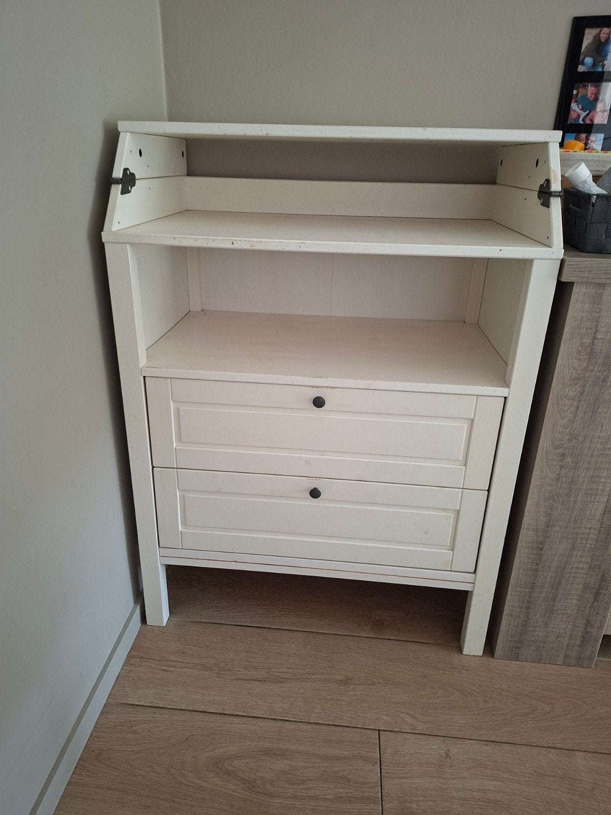 Commode blanche Ikea Sundvik, Enfants & Bébés, Chambre d'enfant | Commodes & Armoires, Enlèvement, Commode