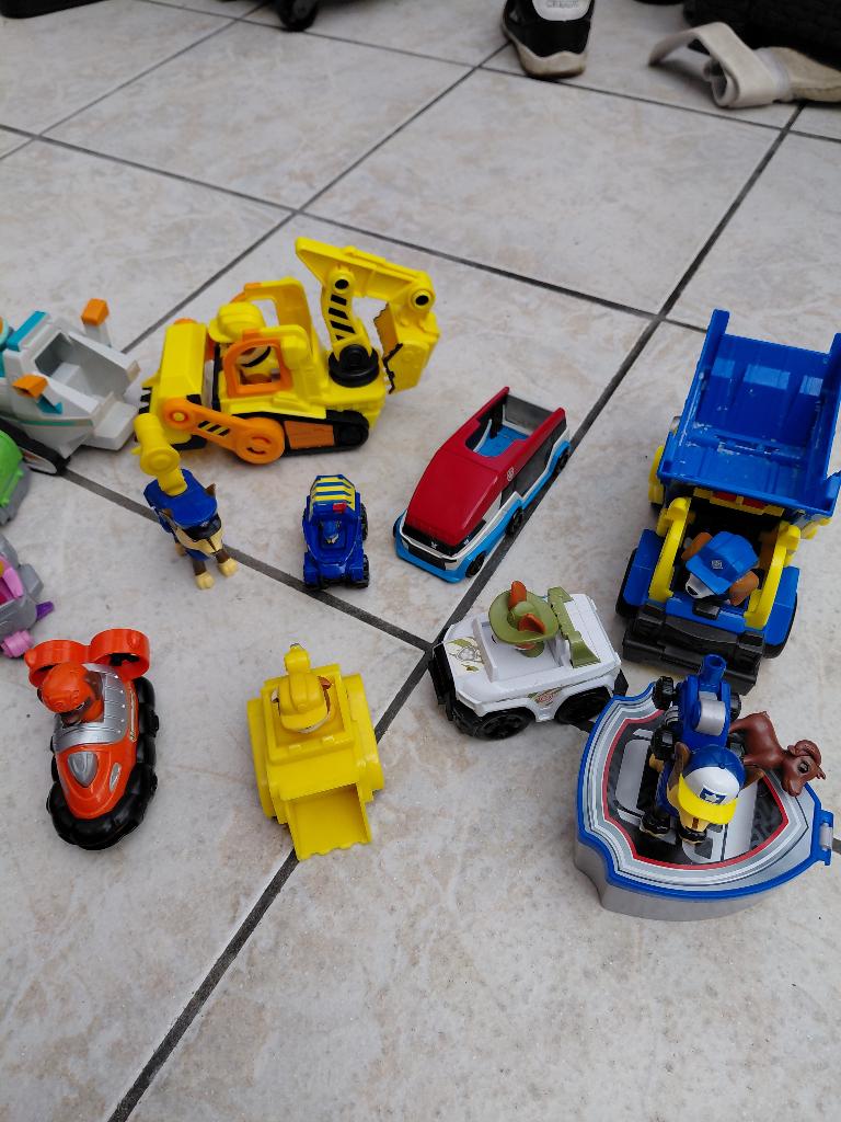 Auto's paw patrol, Ophalen, Zo goed als nieuw