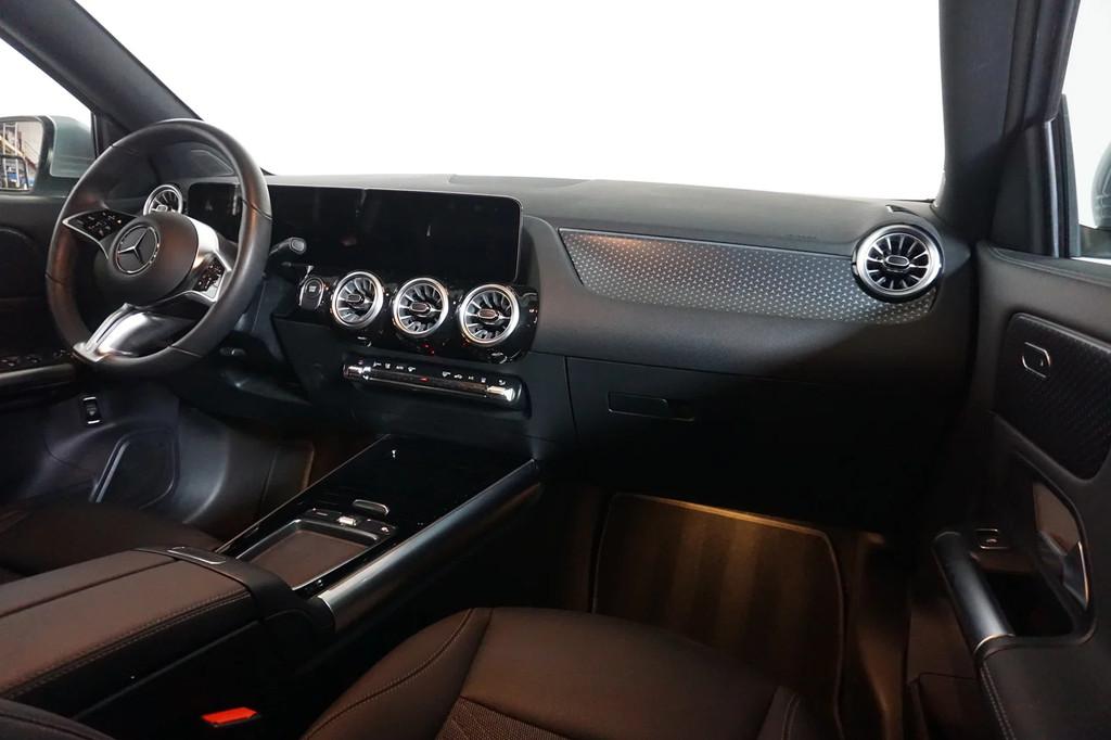 Mercedes-Benz EQA EQA 250 + (bj 2025, automaat), Automaat, Gebruikt, Zwart, 5 zetels
