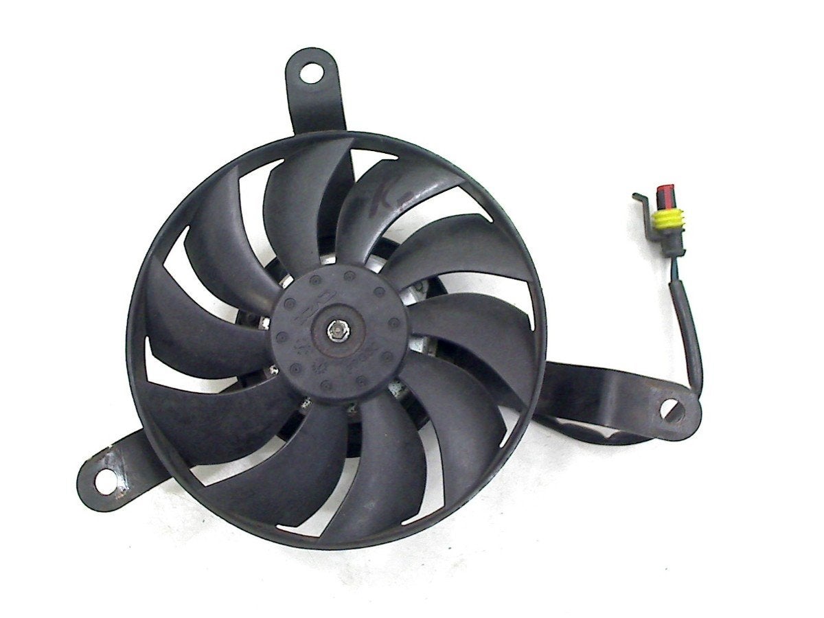 VENTILATOR R Multistrada 1200 S 2010-2012 (MTS1200 1200S), Dhr. S. di Majo, Gebruikt, Info@cama-motorparts.nl, P.J. Troelstraweg 8 8
3144 CX  MAASSLUIS, NL
