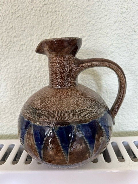 Beau vase signé non endommagé, Enlèvement ou Envoi