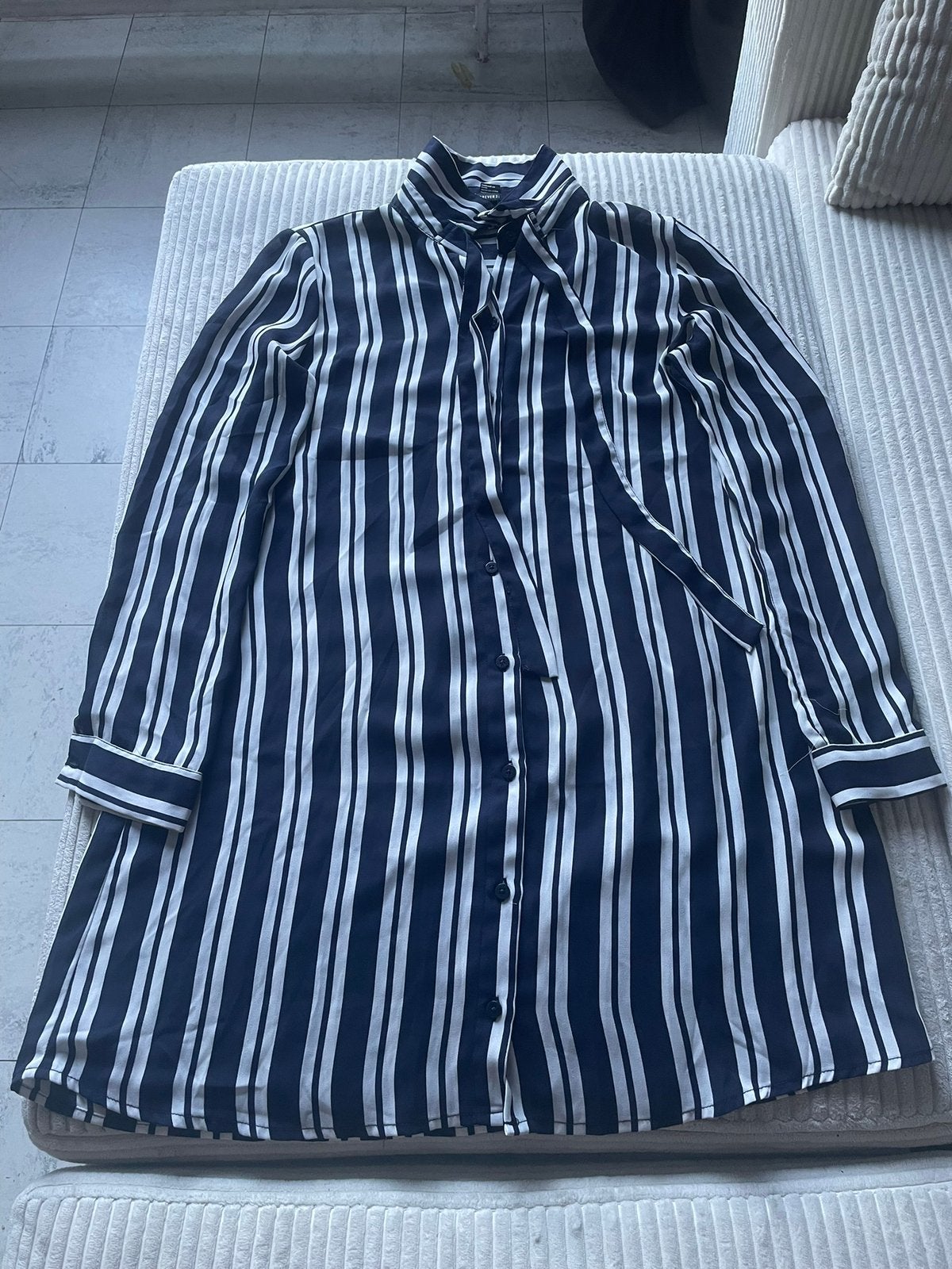 Chemise longue rayée bleu marine et blanche, Vêtements | Femmes, Enlèvement ou Envoi, Comme neuf