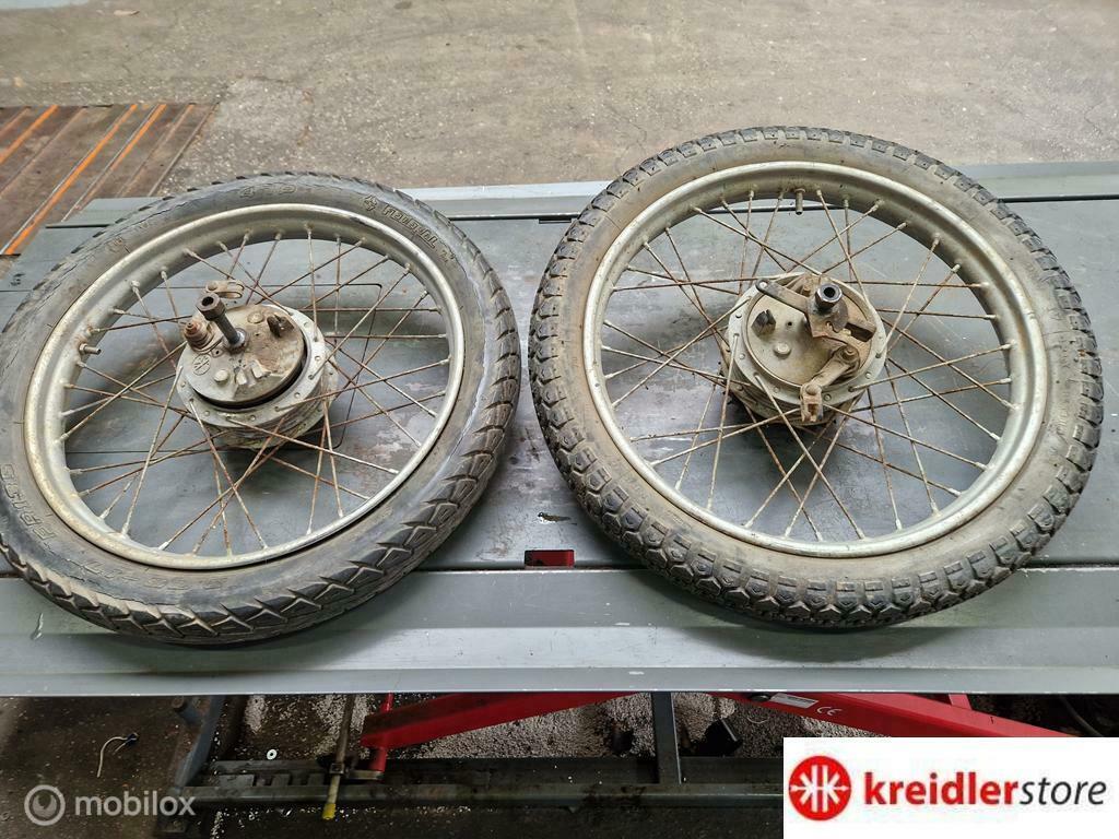 Kreidler wielenset met 116 mm campagnolo naven, Vélos & Vélomoteurs, Pièces de cyclomoteur | Kreidler, Utilisé, Enlèvement ou Envoi