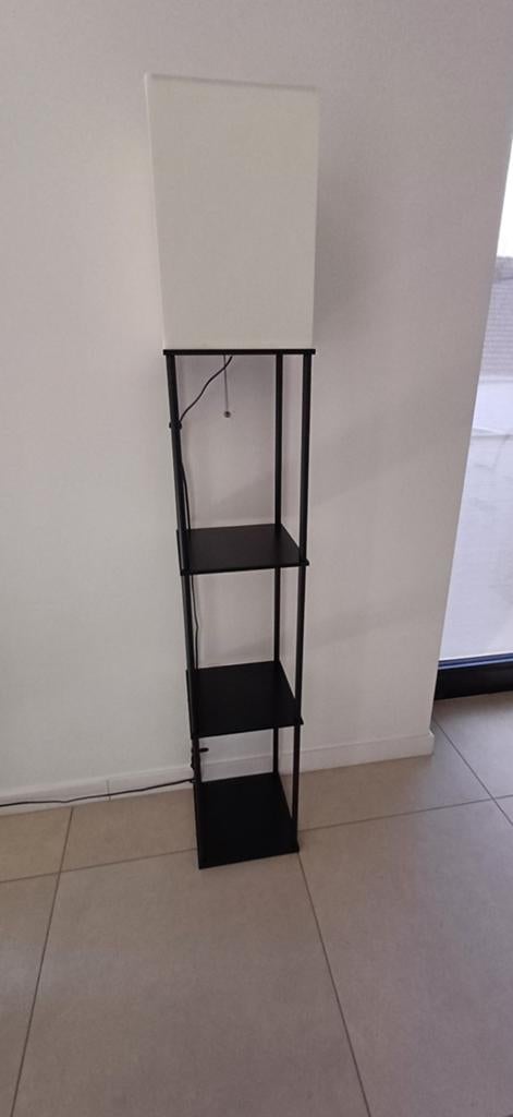 Vloerlamp met ingebouwde planken, Huis en Inrichting, Ophalen, Zo goed als nieuw