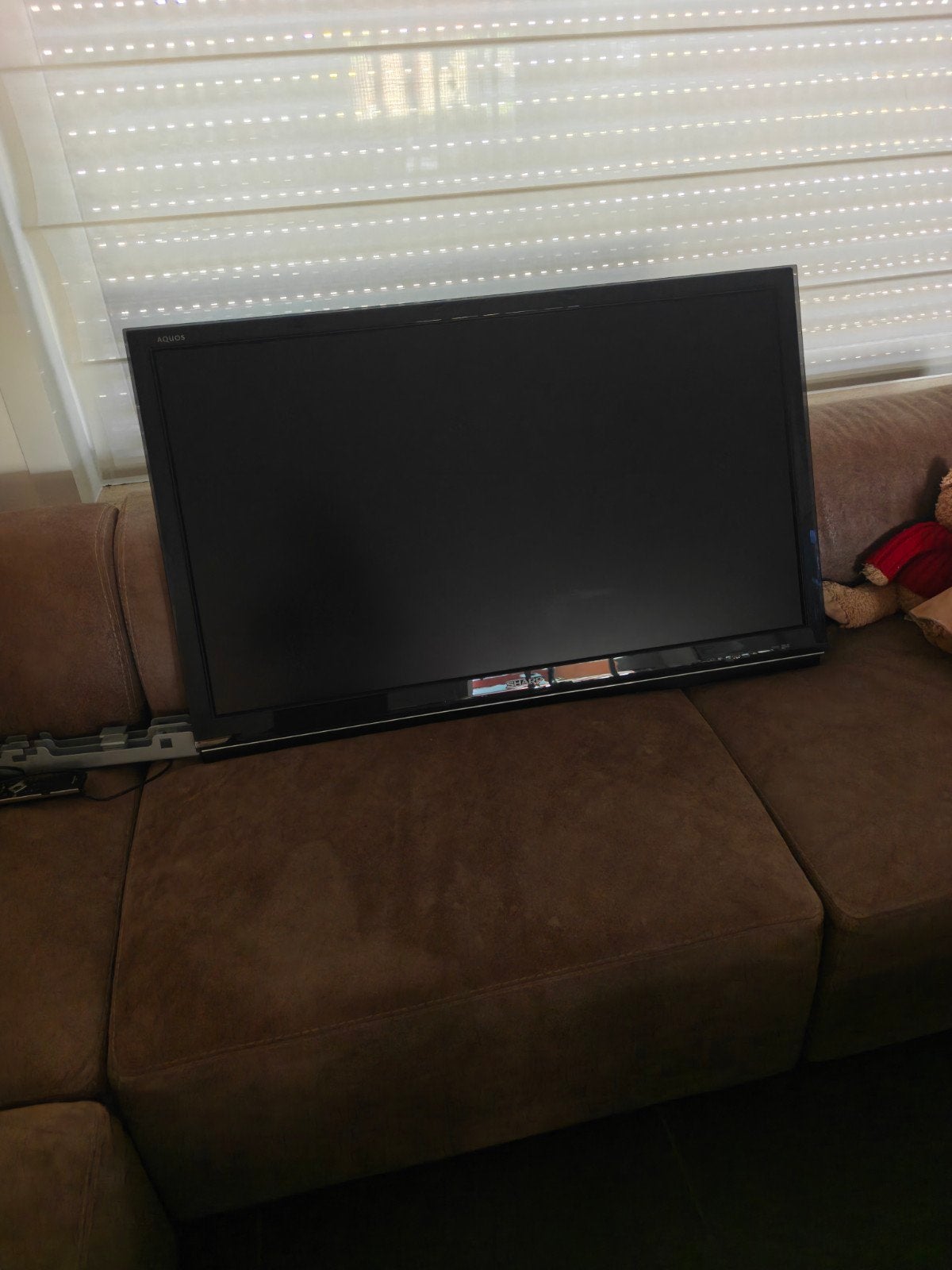 Lcd tv sharp. B=110cm, H=67cm, D=128cm., Audio, Tv en Foto, Televisies, Ophalen, LCD, Sharp