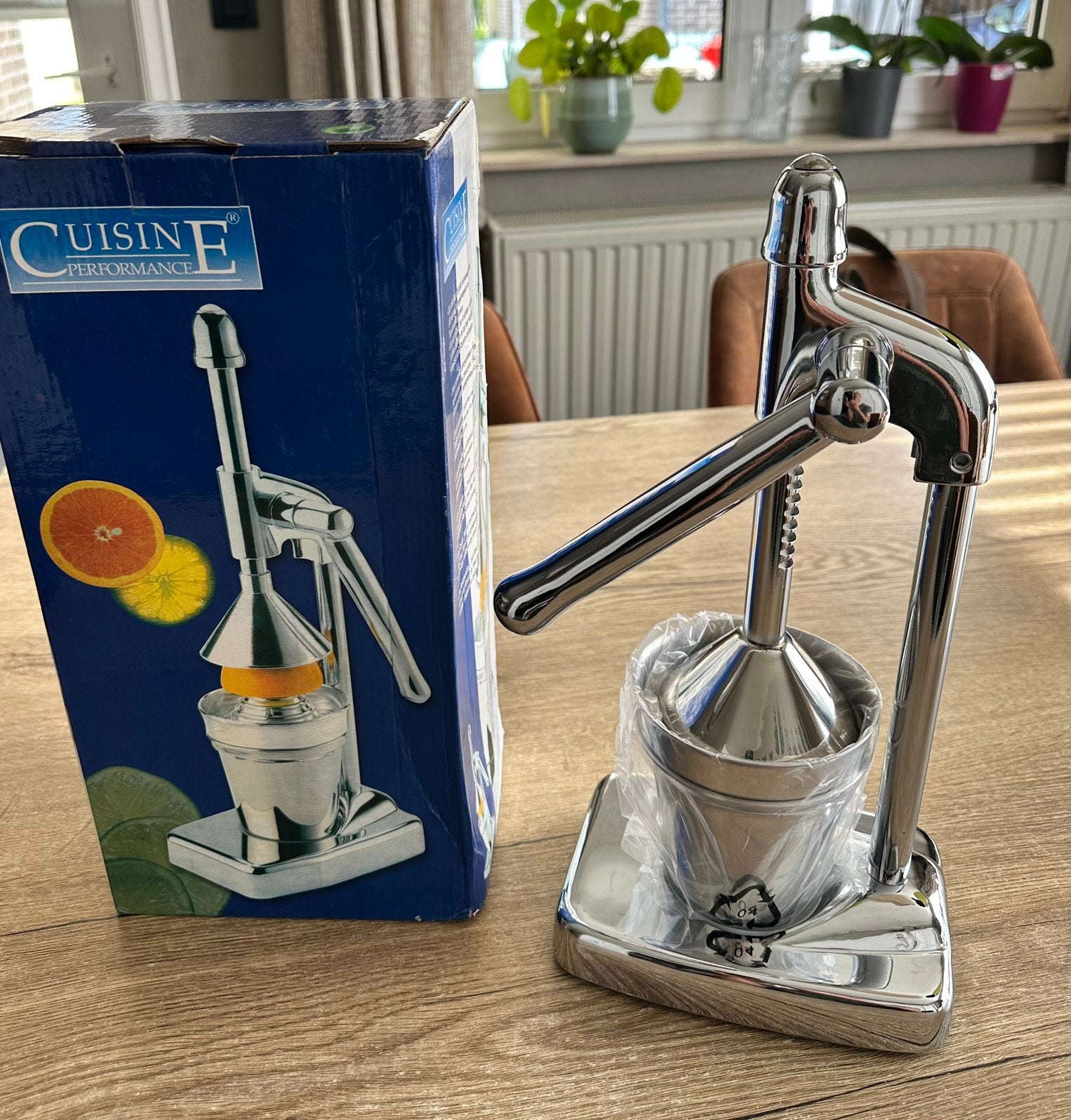 Fruitpers, Ophalen, Nieuw