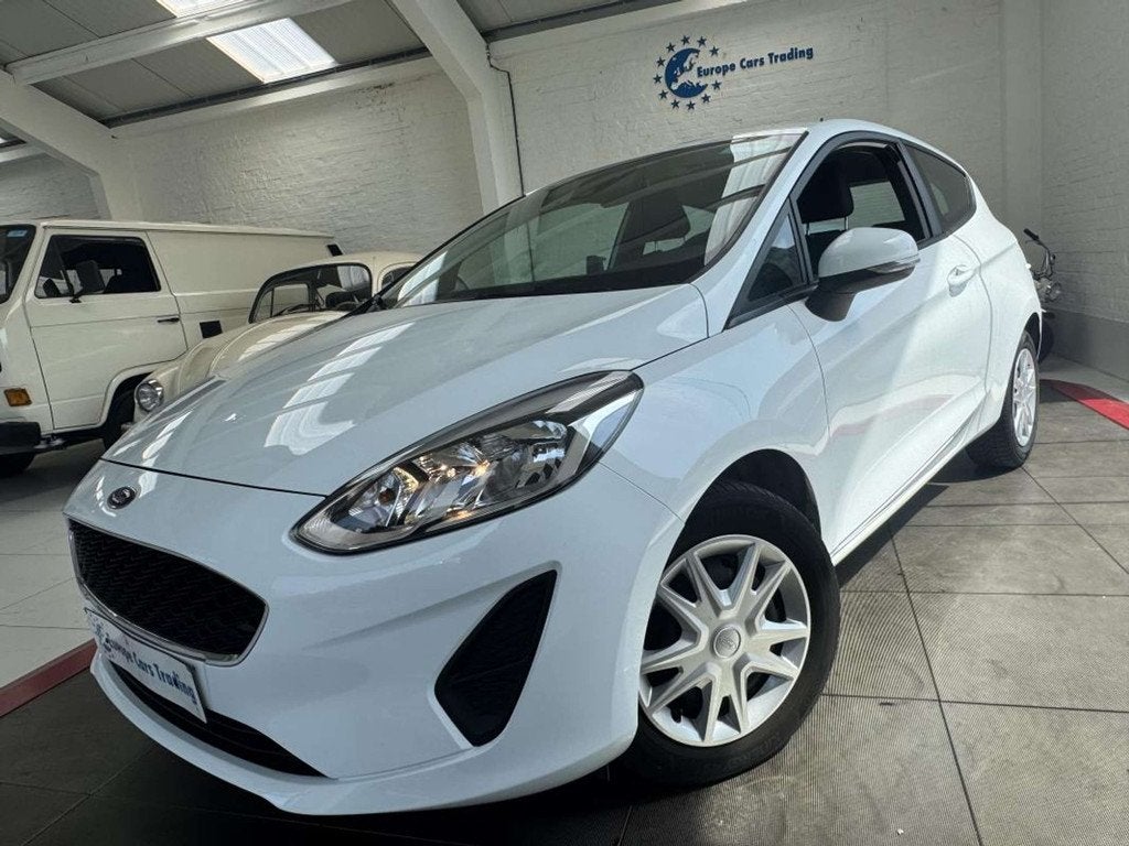 Ford Fiesta 1.1 TI-VCT 70ch 121892Km CLIM GAR 12M (bj 2018), Auto's, Stof, Gebruikt, https://public.car-pass.be/vhr/502ca77b-d8c8-4618-bfca-14fcabd29fde