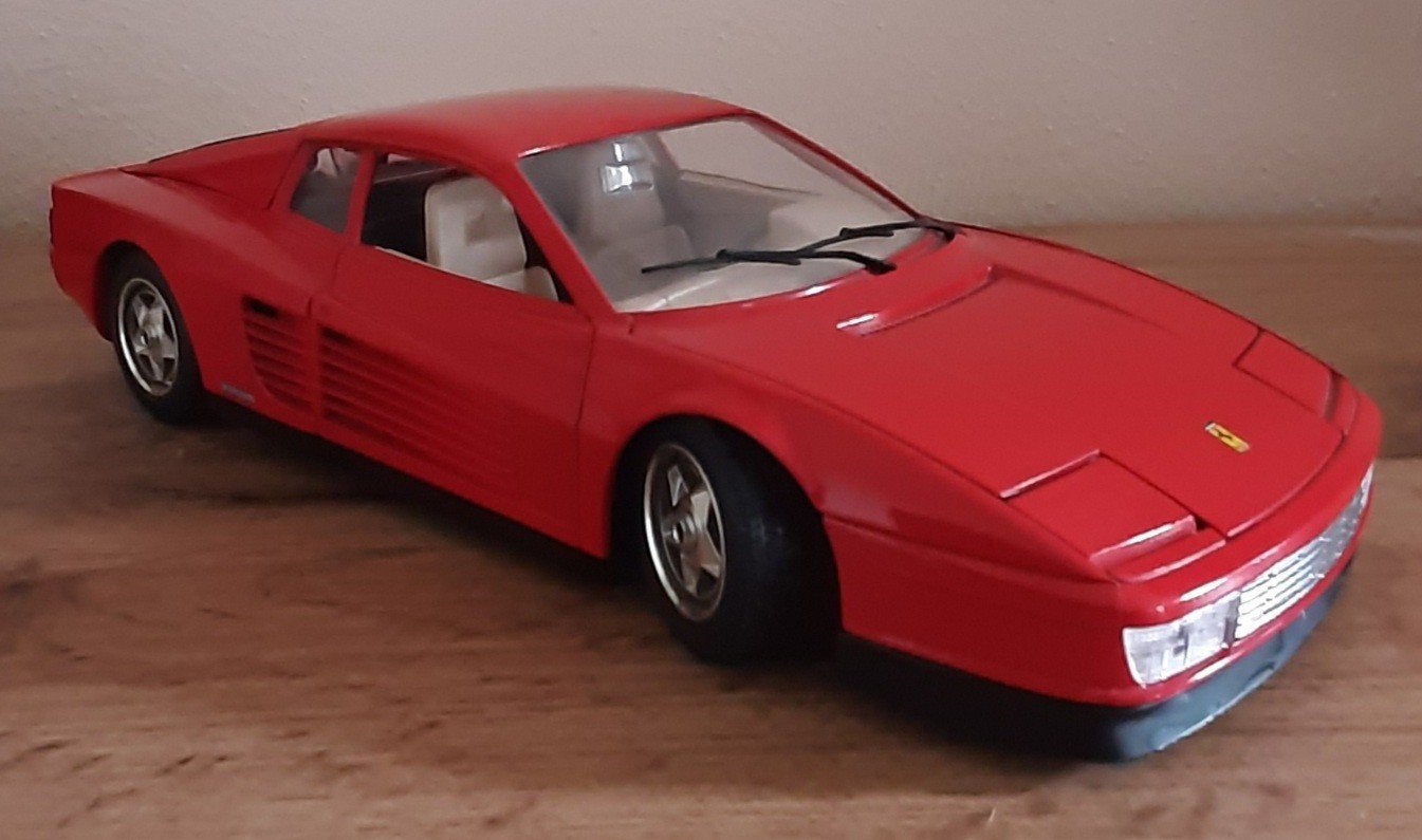 Ferrari Testarossa 1984 rood., Ophalen