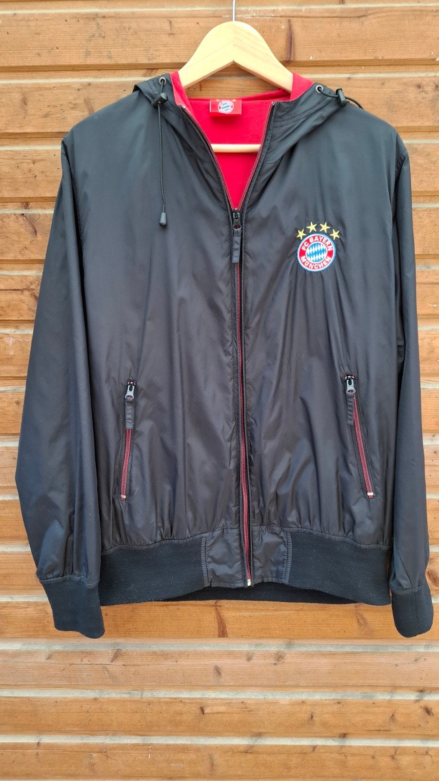 Zomerjas fc bayern münchen, Kleding | Heren, Jassen | Zomer, Zo goed als nieuw, Maat 46 (S) of kleiner, Zwart, Ophalen of Verzenden