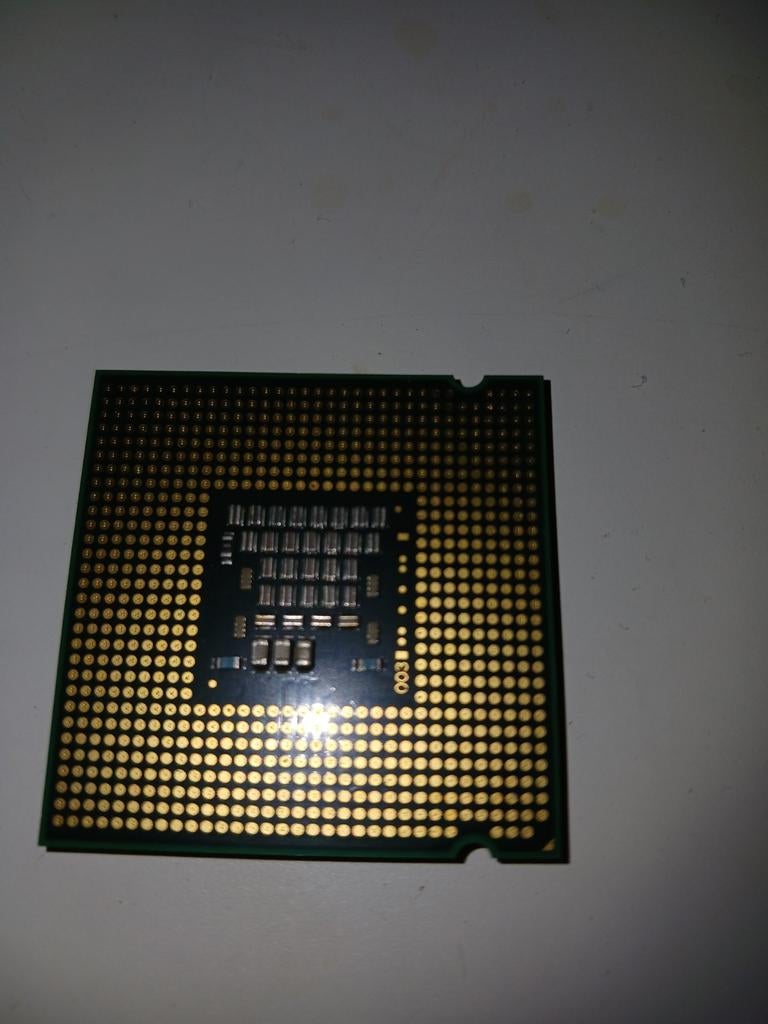 Intel core 2 duo 6300 sl9ta malay, Computers en Software, Gebruikt, Minder dan 2 Ghz, Ophalen of Verzenden, Intel Pentium