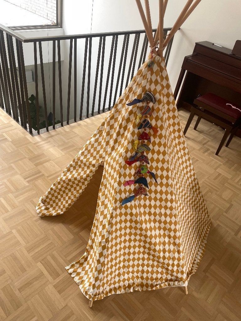 NOBODINOZ SPEELTENT TIPI TENT - HEEL GOEDE STAAT, Kinderen en Baby's, Speelgoed | Speeltenten, Ophalen, Zo goed als nieuw