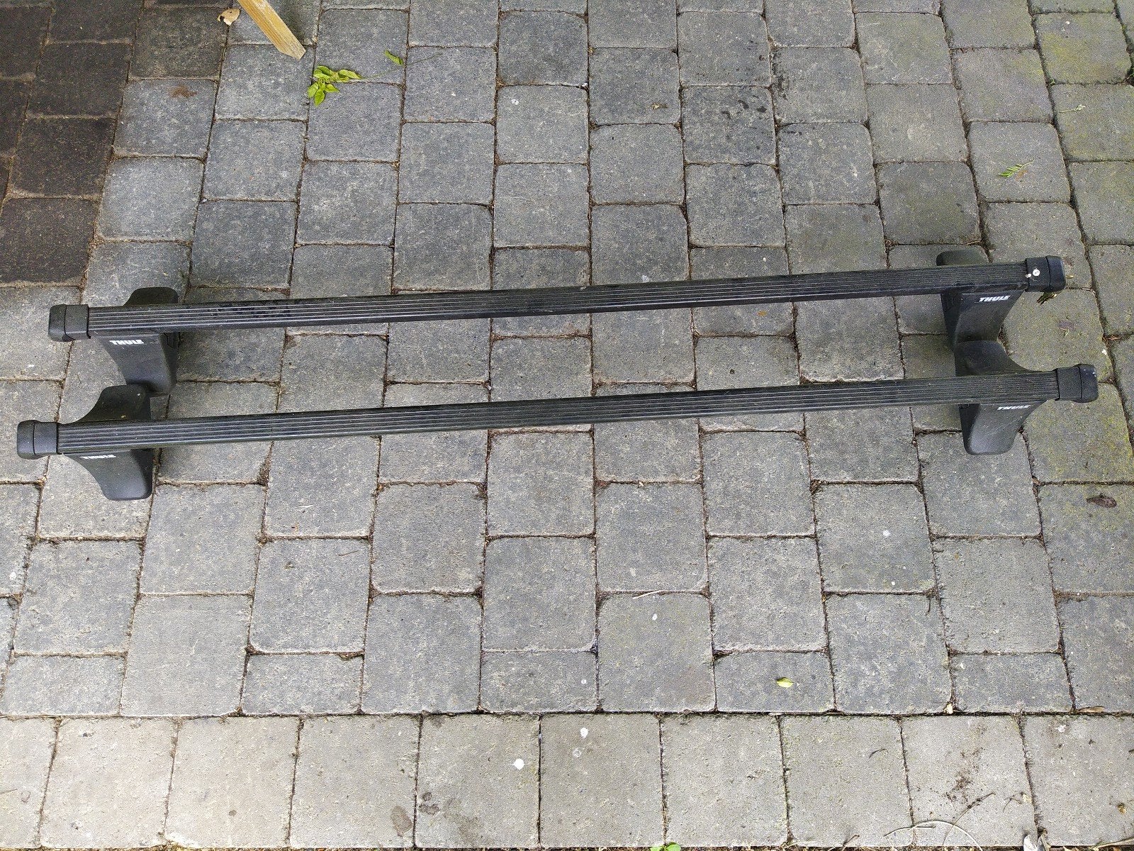 Dakdragers Thule, Ophalen