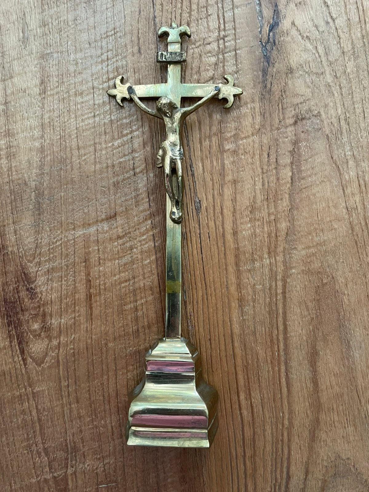 Croix ancienne en laiton — XIXe siècle, Enlèvement, Comme neuf