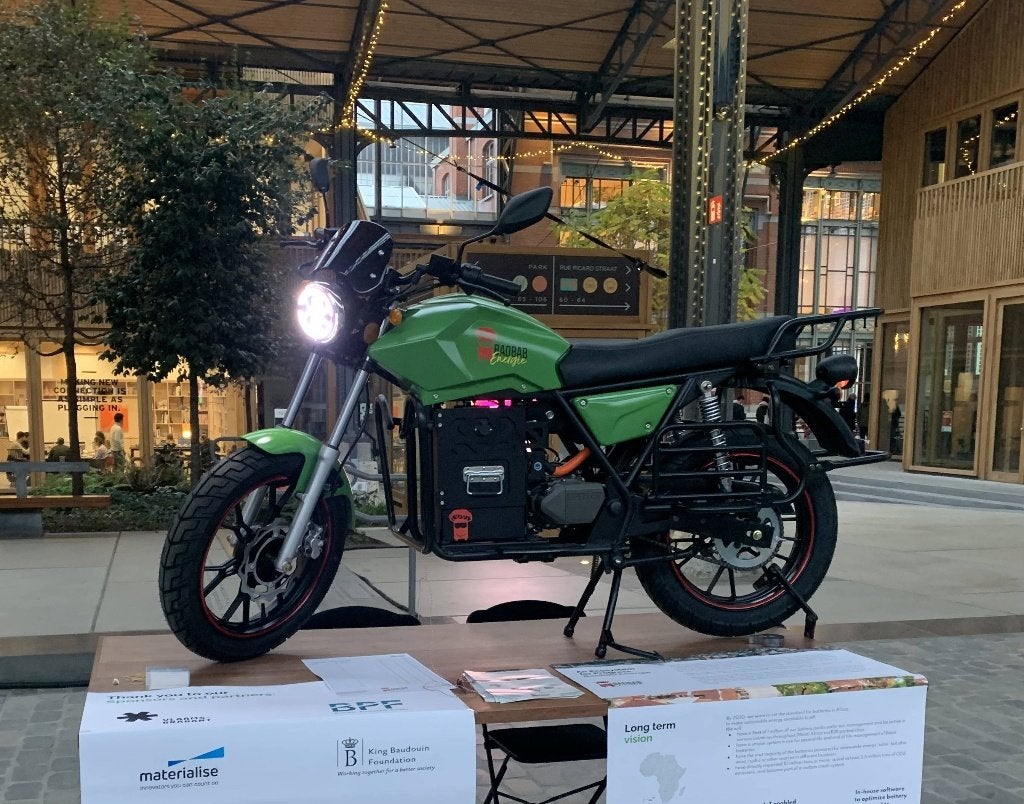 Elektrische motorfiets, Fietsen en Brommers, Brommers | Tomos, Ophalen, Zo goed als nieuw, Overige modellen
