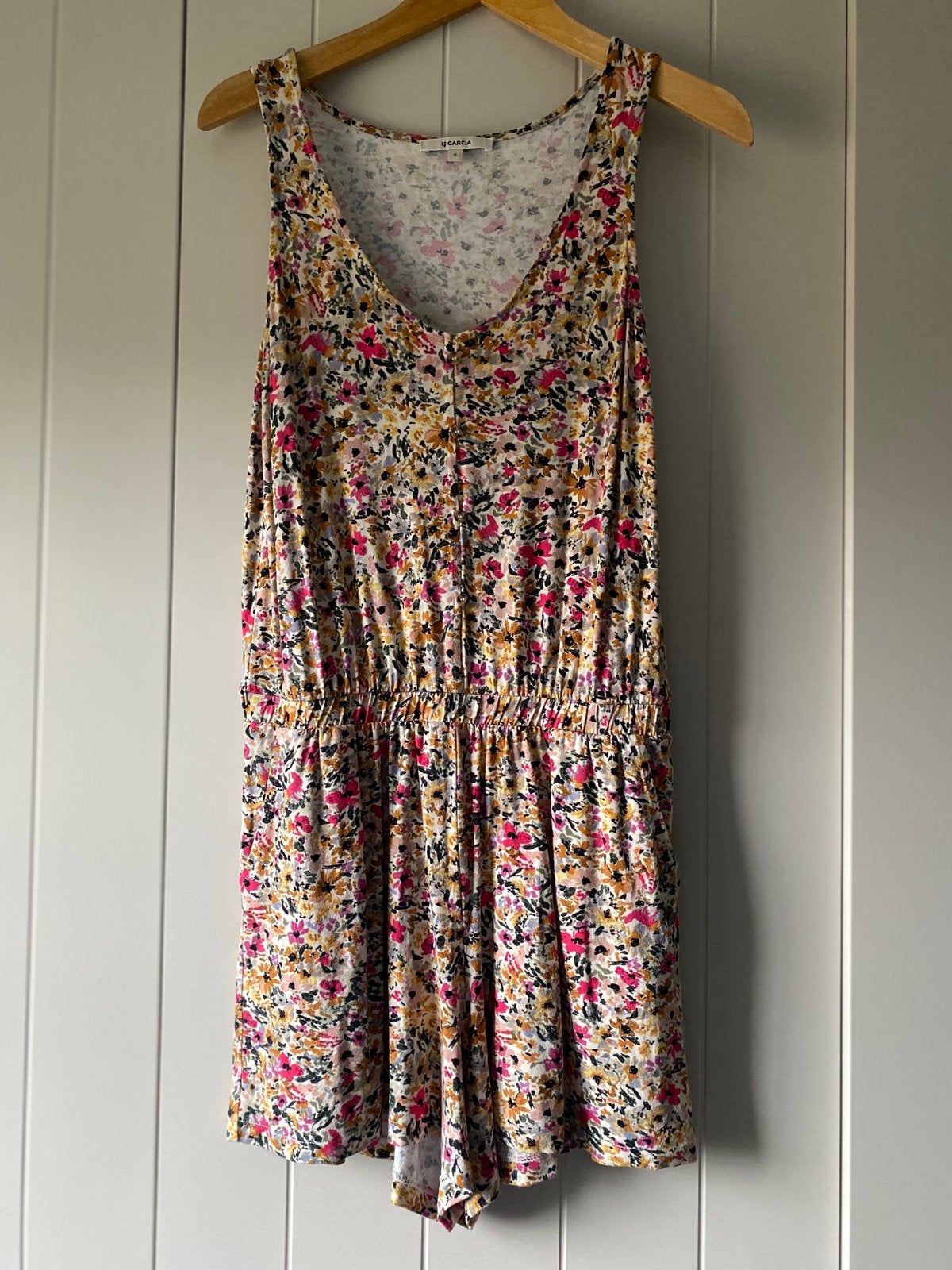 Playsuit Garcia maat smal, Kleding | Dames, Jumpsuits, Ophalen of Verzenden, Zo goed als nieuw, Maat 36 (S), Meerkleurig