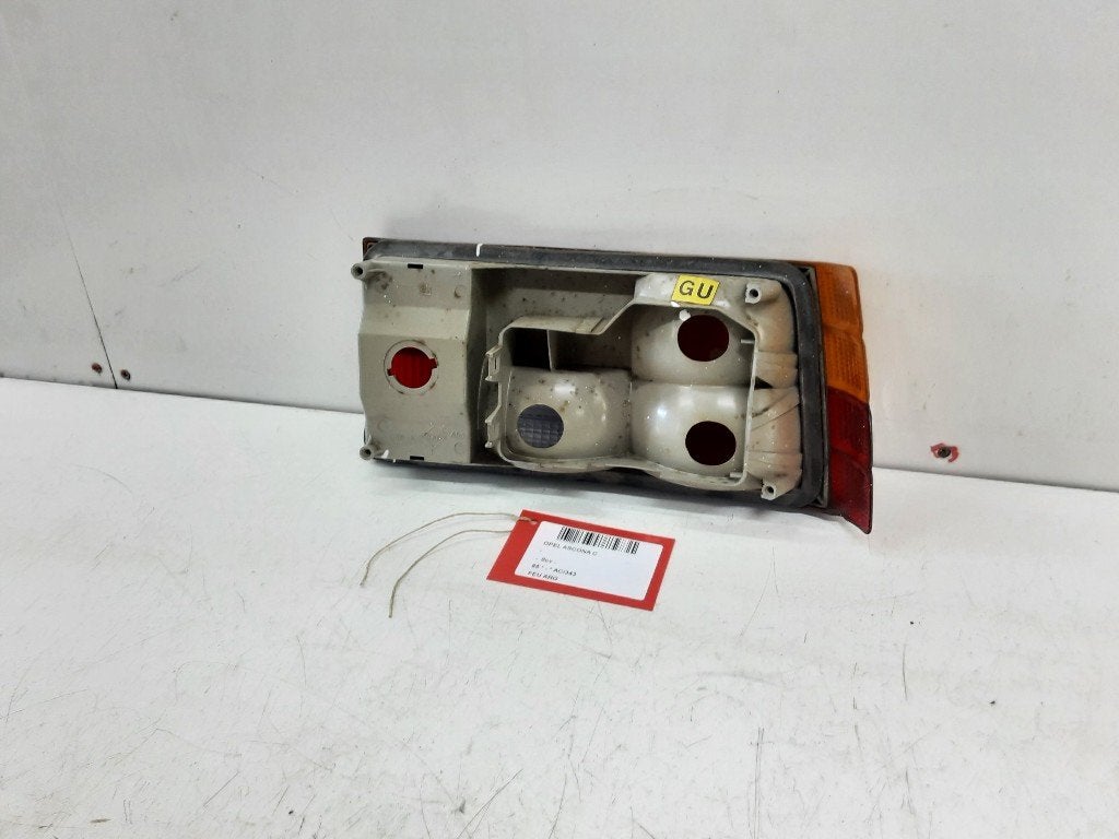 ACHTERLICHT LINKS Opel Ascona C (84 / 89) (01-1981/08-1988), Auto-onderdelen, Gebruikt, Opel, Opel Automobile GmbH, Kontakt-opel@opel.com