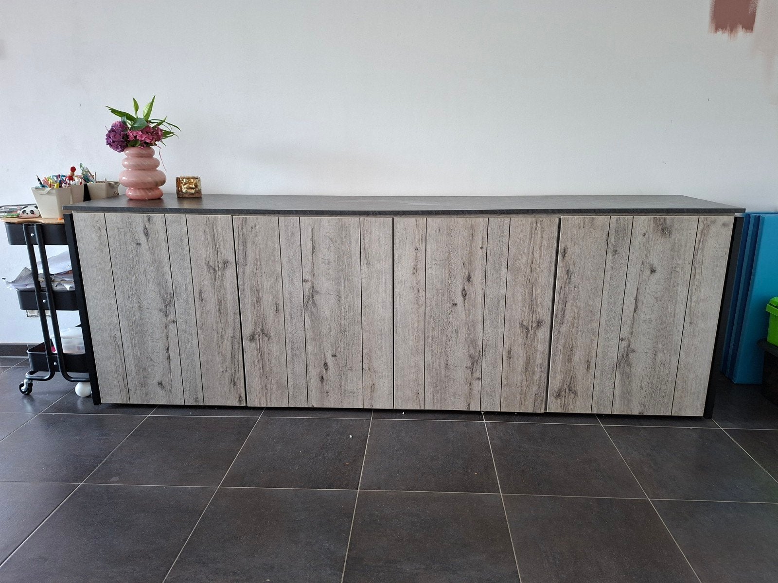 Dressoir en eettafel, Ophalen