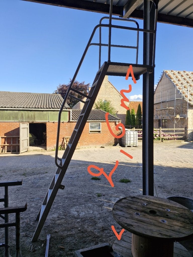 Brandtrap, Doe-het-zelf en Bouw, Ladders en Trappen, Ophalen, Zo goed als nieuw, Trap, 2 tot 4 meter