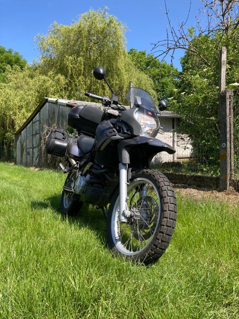 Aprilia pegaso 650 Trail. Met zijkoffers+topkoffer, Motoren, Particulier, 1 cilinder
