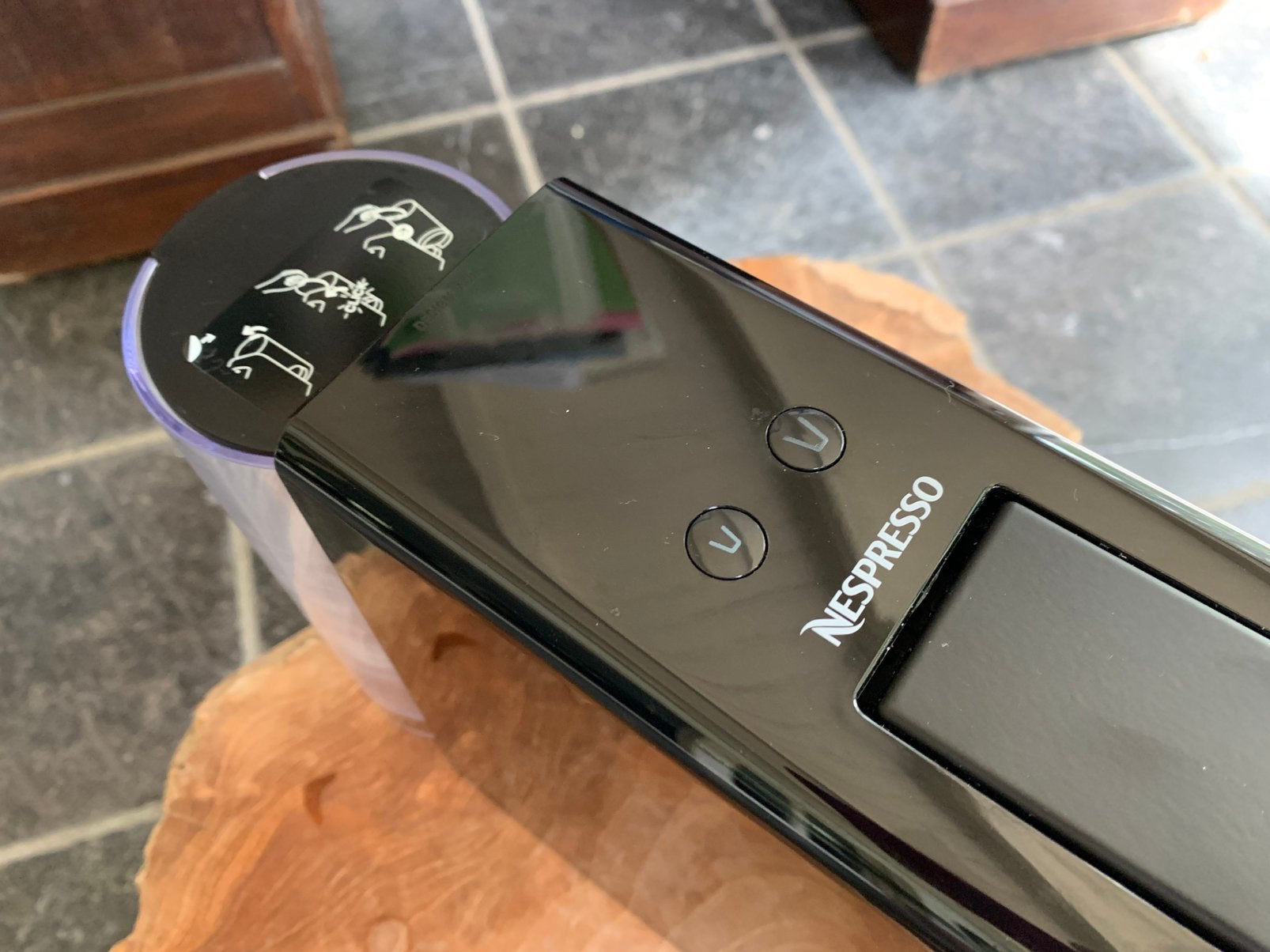 NESPRESSO KRUPS MINI C30, Espresso apparaat, Ophalen of Verzenden, Zo goed als nieuw, Koffiepads en cups