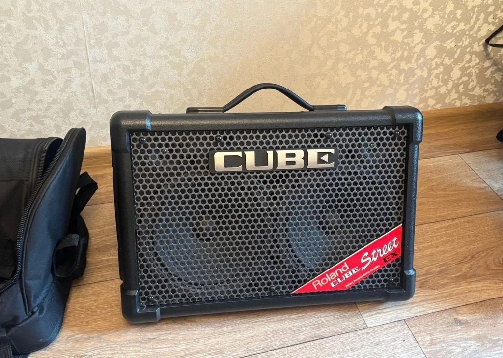 Roland cube street ex, Muziek en Instrumenten, Ophalen of Verzenden, Zo goed als nieuw, 100 watt of meer