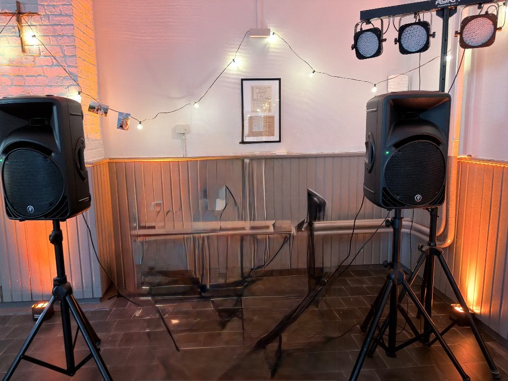 Mackie SRM 450 V3 set, Audio, Tv en Foto, Gebruikt, Speakerset, Ophalen, 150 watt of meer