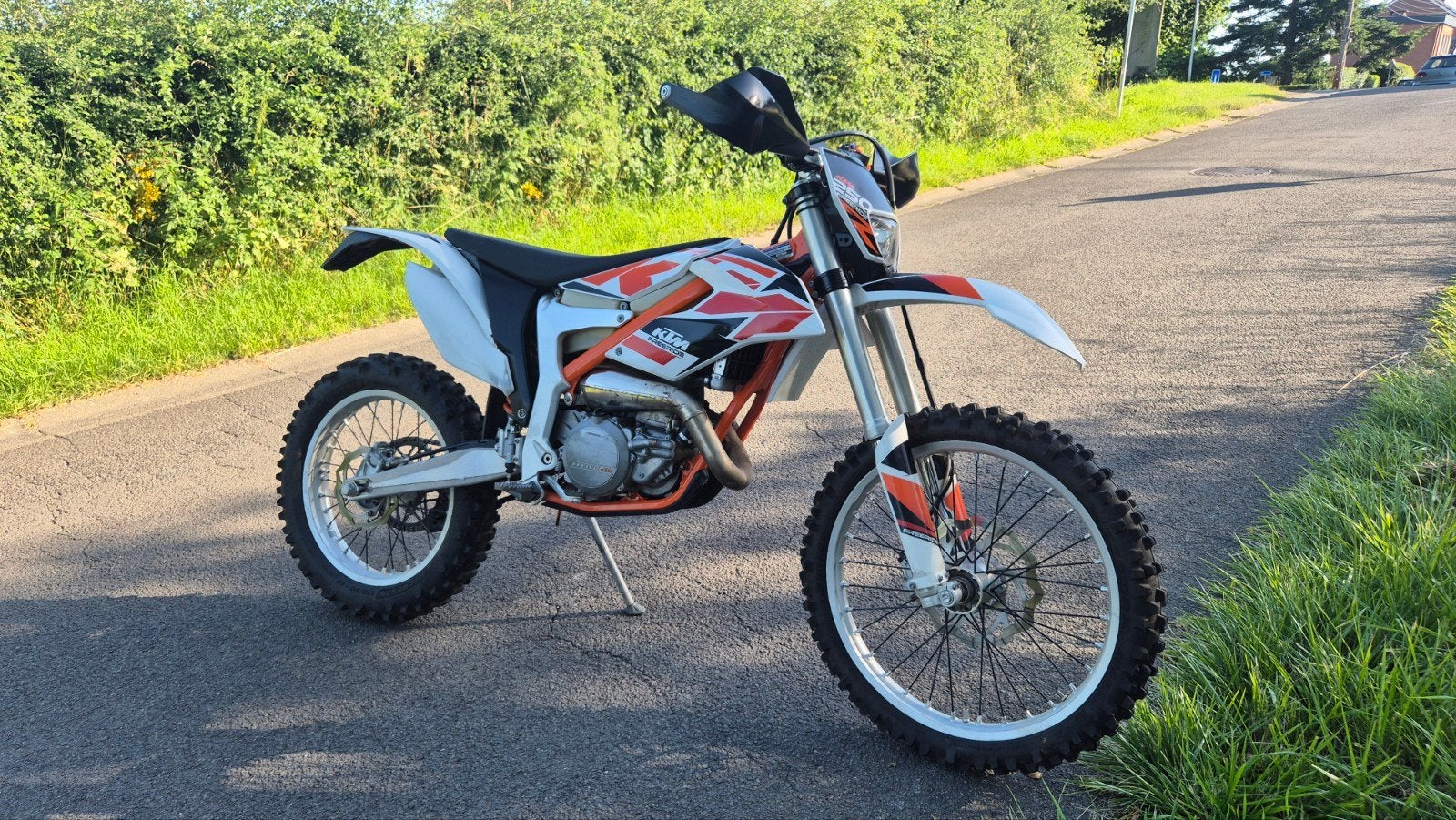 SUPERBE KTM 250 2T  DE 2017 HOMOLOGUÉE ROUTE!!!, Motos, Particulier