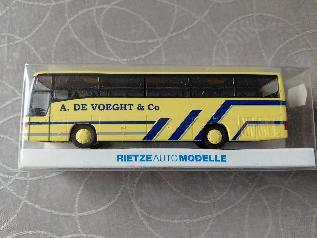 Rietze 61906 Van Hool T9 De Voeght 1:87, Ophalen of Verzenden, Zo goed als nieuw, Bus of Vrachtwagen, Rietze