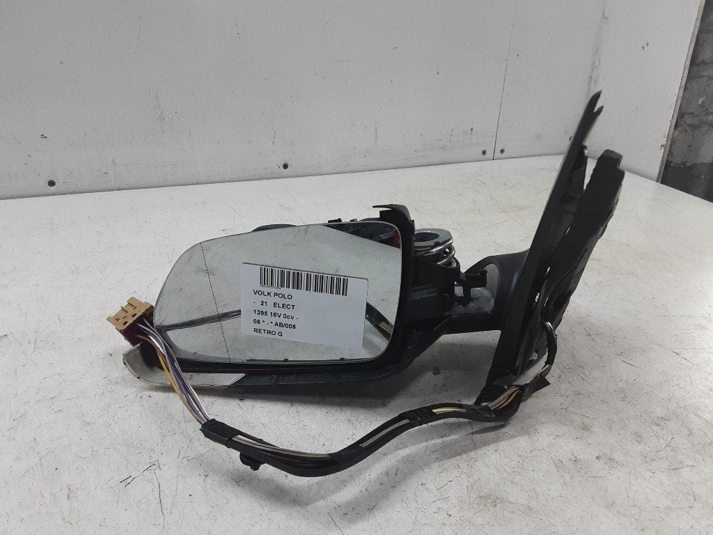 SPIEGEL LINKS Volkswagen Polo IV (9N1 / 2/3), Auto-onderdelen, Gebruikt, Volkswagen, Mevr. I. Hauben, Rue de l'Espoir 34 34
4030  GRIVEGNÉE, BE