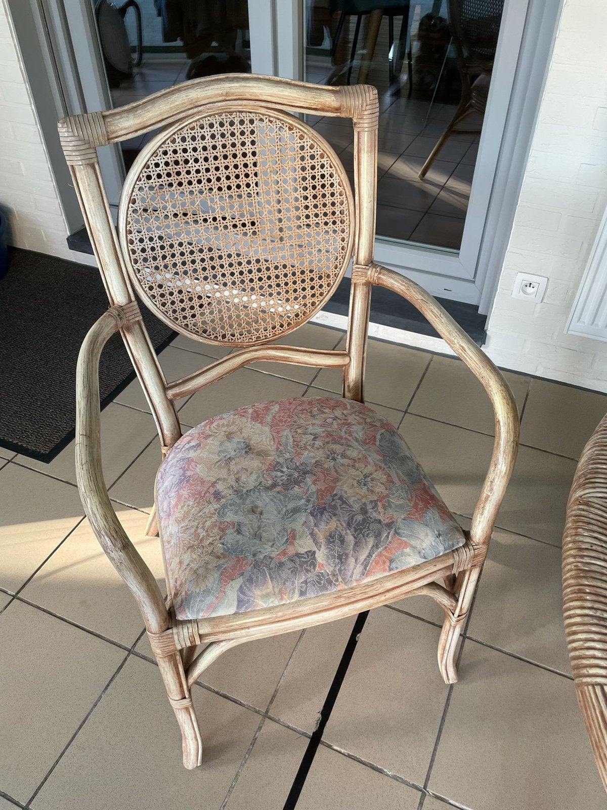 Rotan tafel met 6 stoelen, Ophalen
