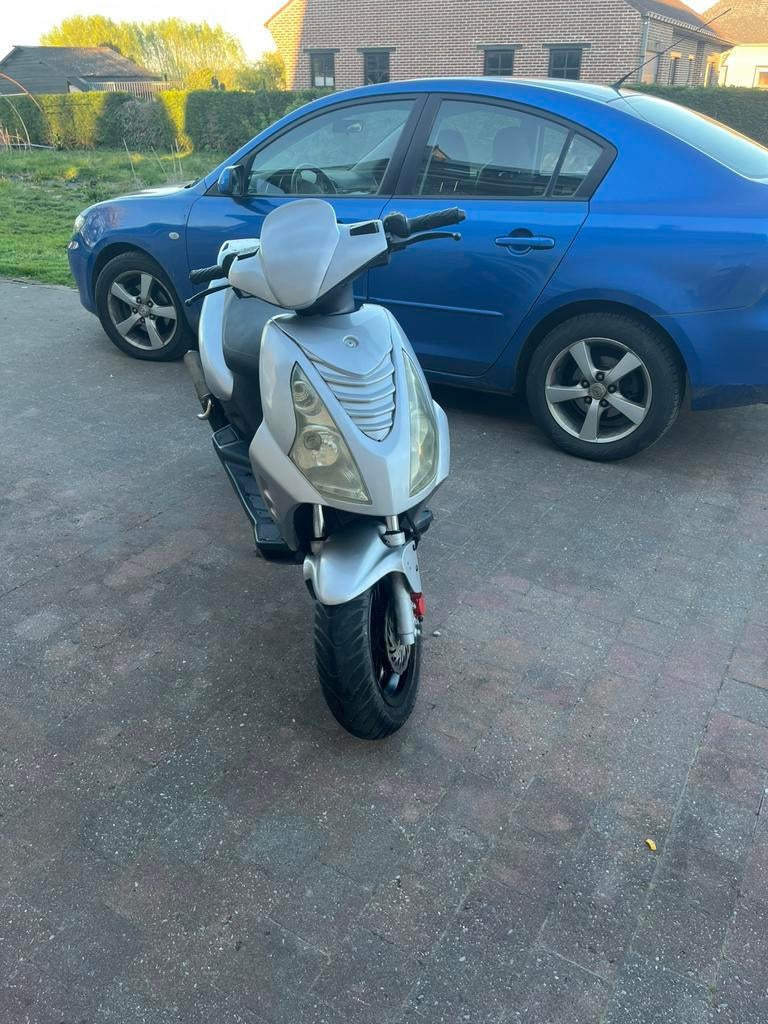 Scooter 2 takt, Fietsen en Brommers, Ophalen, Tweetakt, 50 cc, Klasse B (45 km/u)