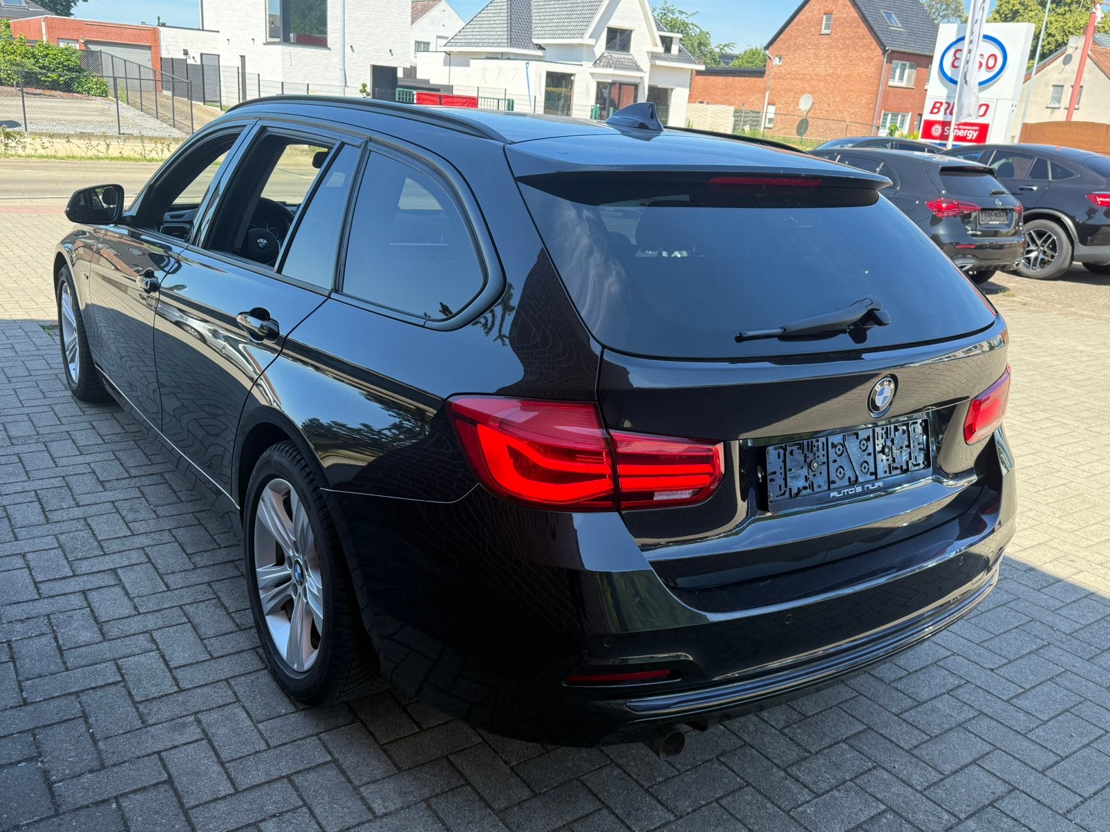 Bmw 318d lci  manueel diesel euro6b pano leder sport line, Autos, BMW, Cuir, Achat, Euro 6, Entreprise