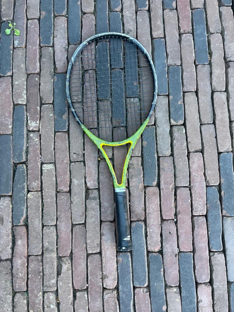 Prince rebel 25 junior racket 220 g bespannen, Sport en Fitness, Tennis, Gebruikt, L1, Prince, Ophalen of Verzenden