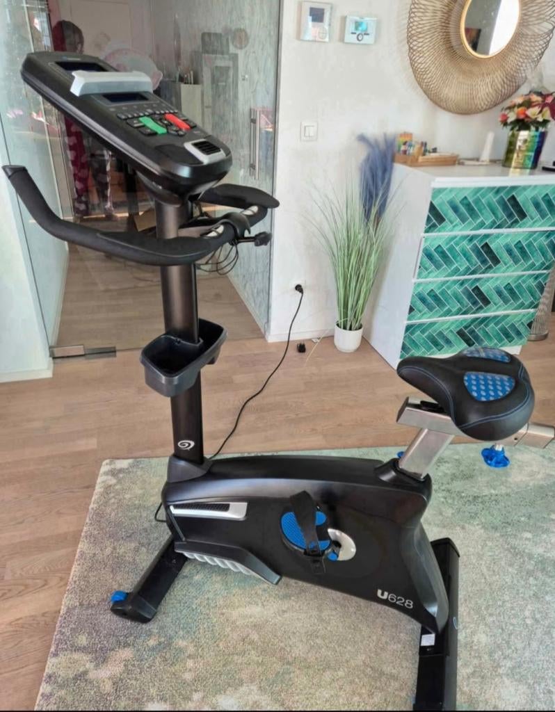 Professionele Hometrainer nautilus u628, Jambes, Aluminium, Comme neuf, Enlèvement