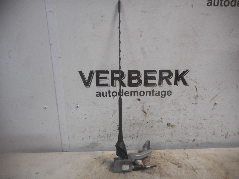 ANTENNE Ford StreetKa (01-2002/07-2005) (3k-4200), Gebruikt, Henry-Ford-Straße  1
50735  Köln, DE, Ford-Werke GmbH, Kunden@ford.com