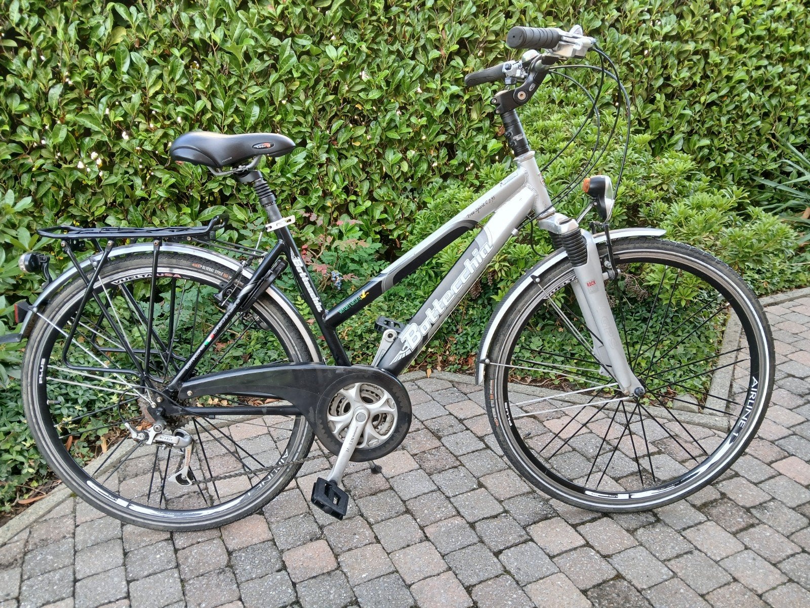 Damesfiets Bottecchia, Ophalen, Gebruikt, Velgrem, Versnellingen