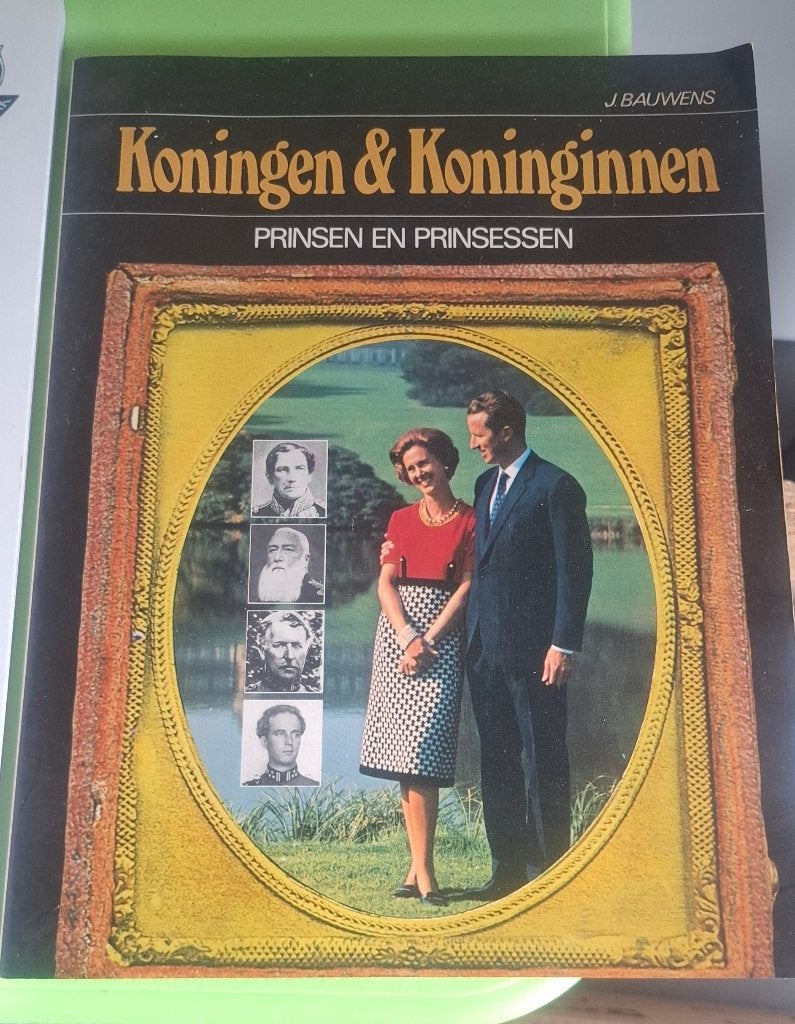 Boek, Ophalen of Verzenden, 20e eeuw of later, Gelezen