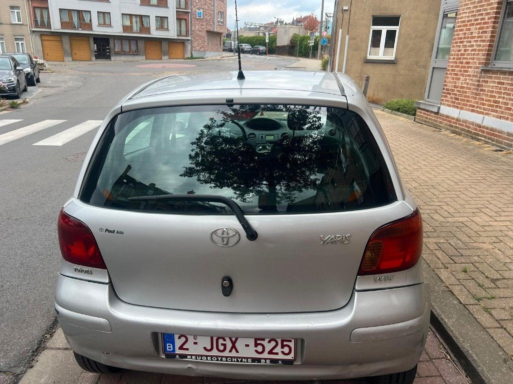 Toyota Yaris, Argent ou Gris, Achat, 1298 cm³, Beige
