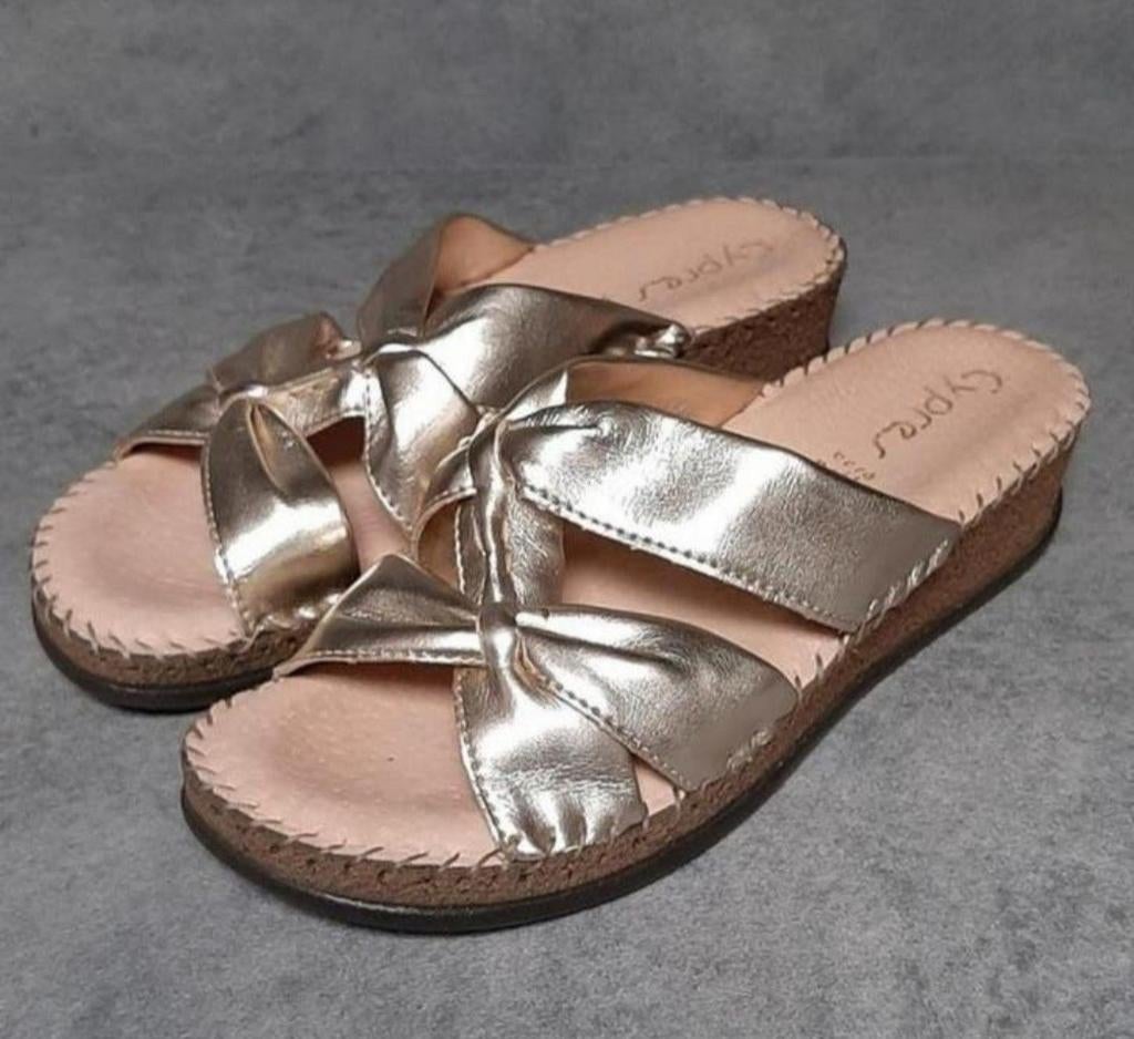 Cypres/Vera Pelle/Slippers/Maat 37, Kleding | Dames, Schoenen, Slippers, Bruin, Cypres, Ophalen of Verzenden