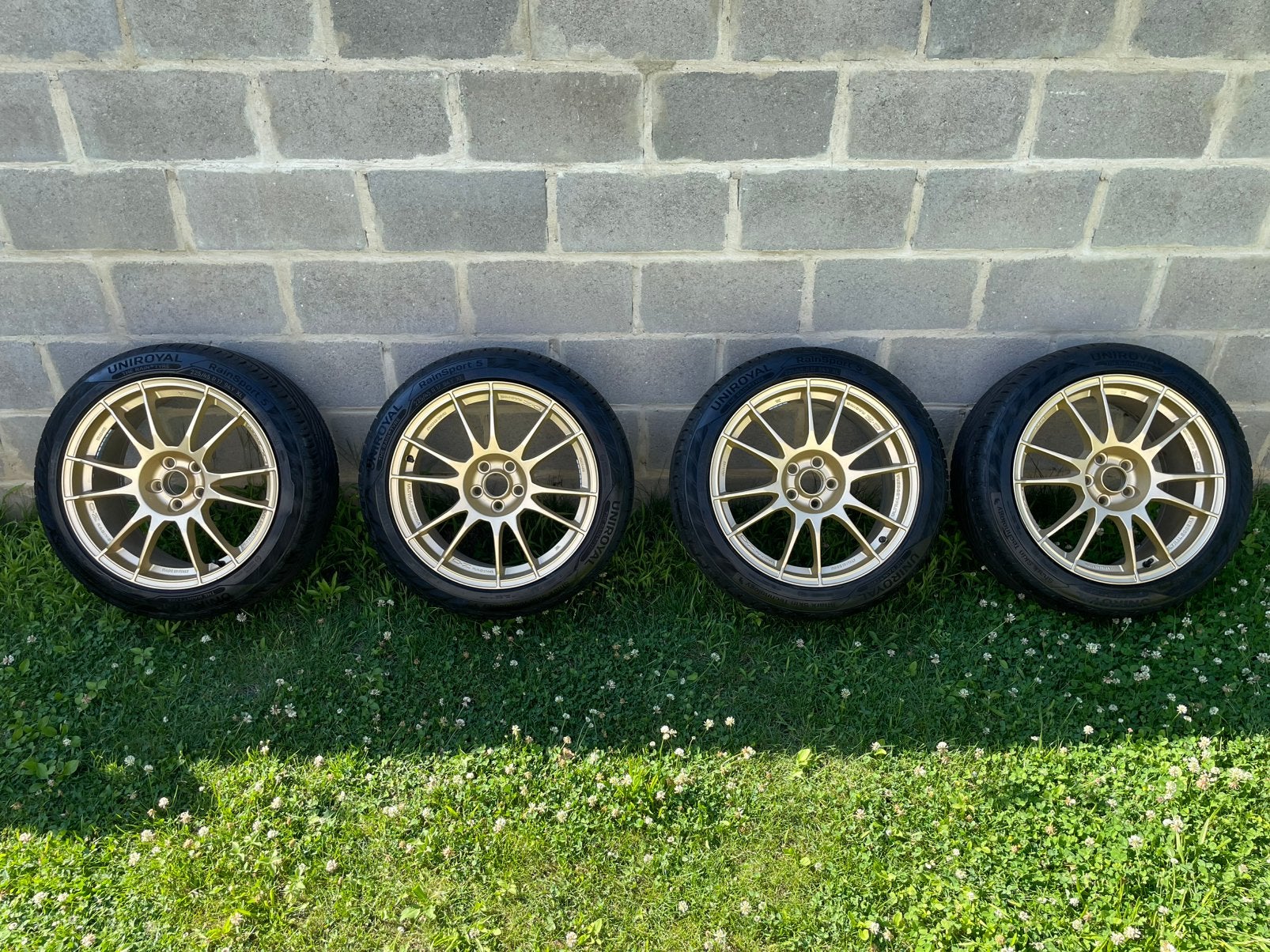 Jantes Oz ultraleggera subaru avec pneus neuves 5x100, Neuf, Enlèvement ou Envoi, 225 mm, Pneu(s)