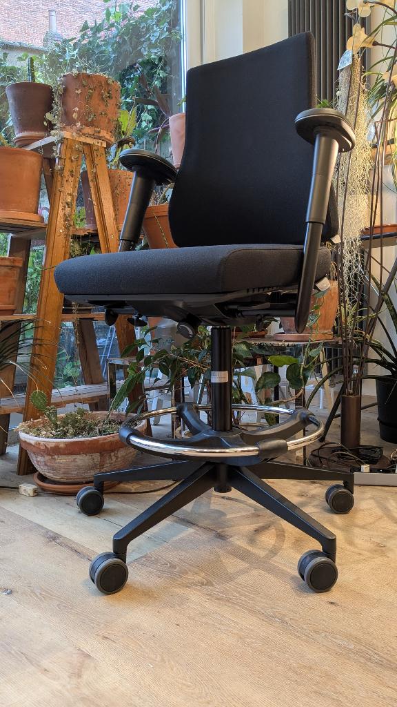 BMW Axia 2.0 Elevate 2023, Enlèvement, Comme neuf, Chaise de bureau