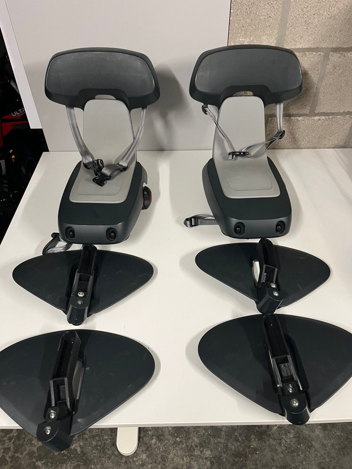 2x Polisport Guppy fietsstoeltje achter – compleet, Ophalen