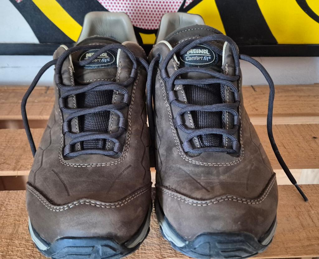 Chaussures Meindl 42.5, Schoenen