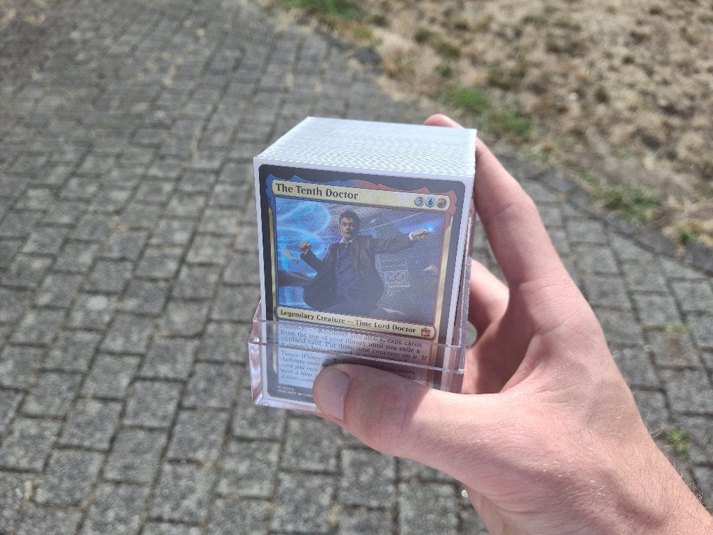MTG - Doctor Who 4 commander decks - gesleeved, Hobby en Vrije tijd, Verzamelkaartspellen | Magic the Gathering, Ophalen, Gebruikt