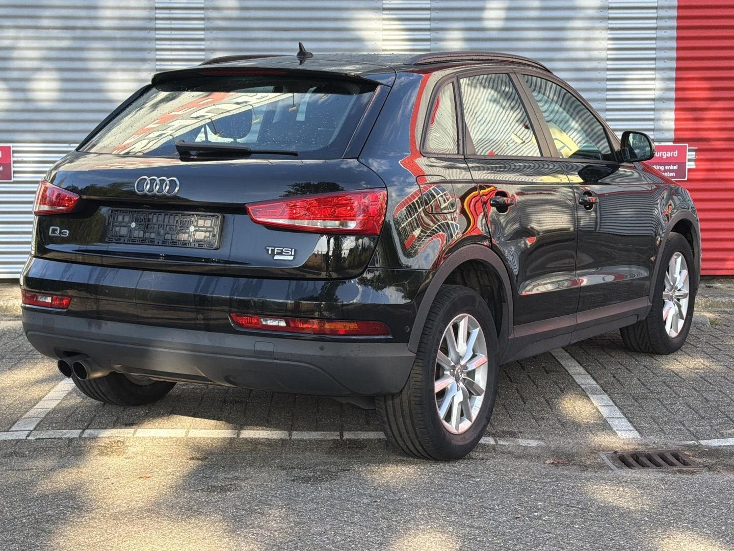 Audi Q3 1.4 TFSi 110kW | Cruise | Climate | Navi |, Autos, Achat, Entreprise, Boîte manuelle, Noir