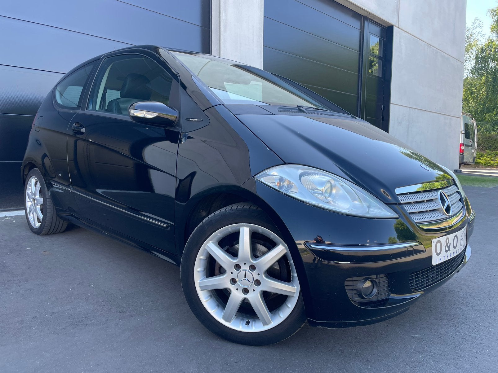 Mercedes A150 AvantGarde/Benzine/Airco/HalfLeder, Auto's, Mercedes-Benz, Bedrijf, A-Klasse, ABS, Airbags, Airconditioning, Bluetooth