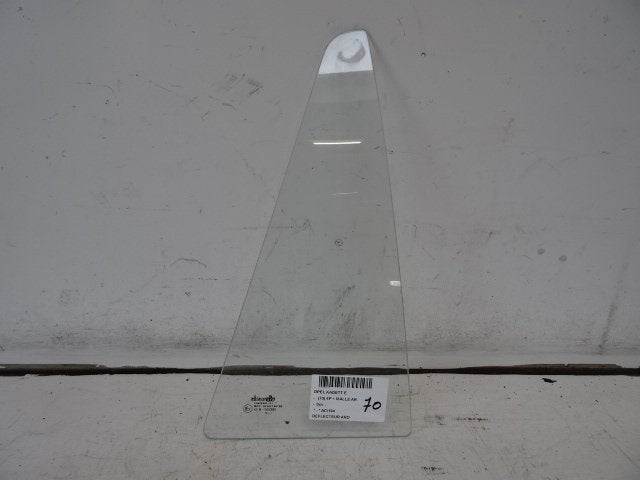 VITRE ARRIERE DROITE Opel Kadett E (33 / 34 / 43 / 44), Autos : Pièces & Accessoires, Opel, Opel Automobile GmbH, Utilisé, Kontakt-opel@opel.com