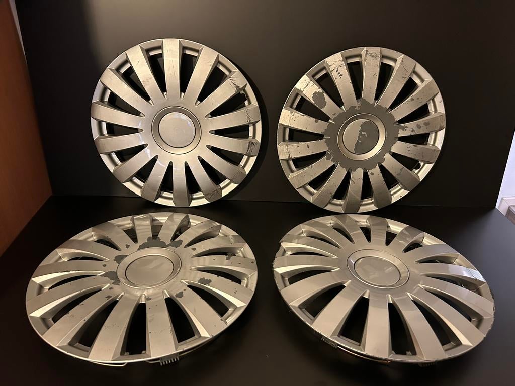 4 universele wieldoppen van 15", Ophalen of Verzenden, Gebruikt