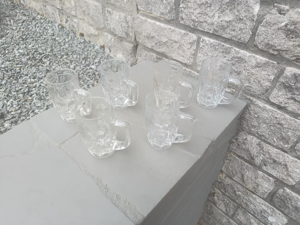 6 pintes de bière en verre, Antiquités & Art, Enlèvement
